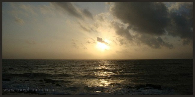 Sunset-At-Anjuna-Beach.jpg