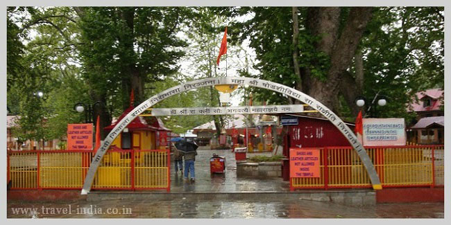 Khir-Bhawani-Temple-Srinaga.jpg